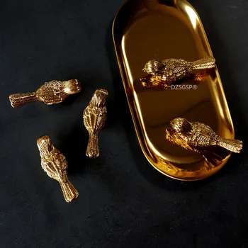 Дръжки на вратите на Гардероба-купе, Ретро Латунная Дръжка Във формата на Птица Вино Кабинет Мед Злато Прибиращи Дръжки За Чекмеджета Декор Мебели