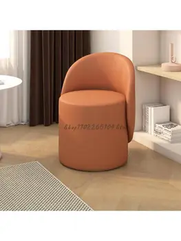 Чистият червен столче за грим с лека луксозна облегалка, скрин, стол за домашно грим, скрин, стол за спални, кръг стол, минималистичен