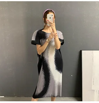 Рокля Miyake Fold, Женствена рокля 2023, Есен, Нов Темперамент, стил на Богиня, през Цялата деколте, къс ръкав, тънка права пола